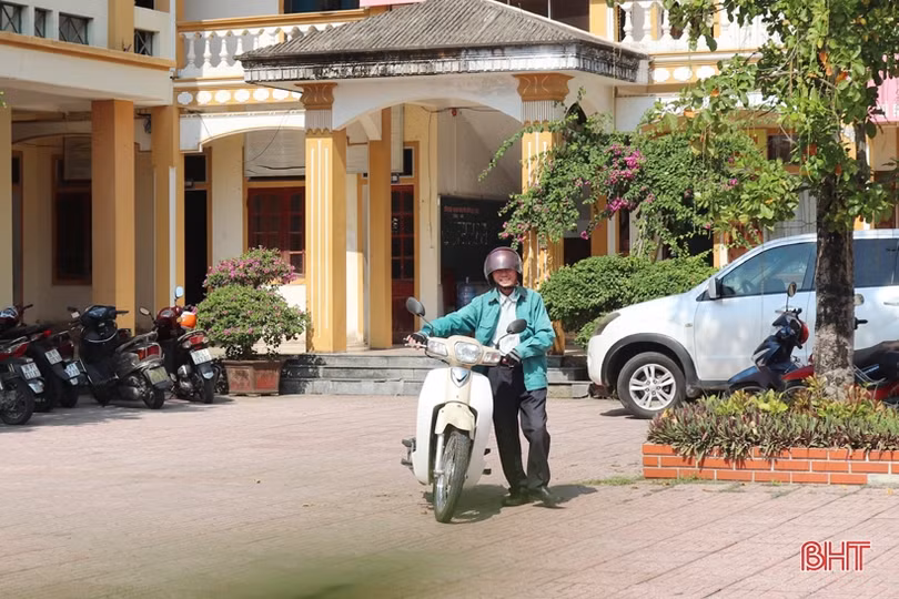 Bước chân không mỏi của người bưu tá ở Hà Tĩnh
