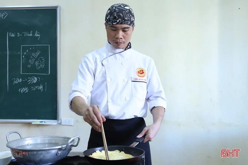 Chuyện người đầu bếp Hà Tĩnh đam mê ẩm thực quê nhà