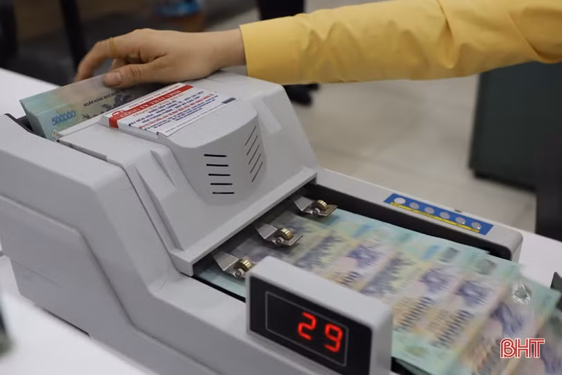 Các ngân hàng ở Hà Tĩnh tăng lãi suất huy động