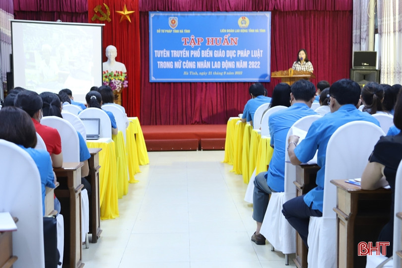 Trang bị kiến thức pháp luật về chính sách lao động cho cán bộ công đoàn Hà Tĩnh