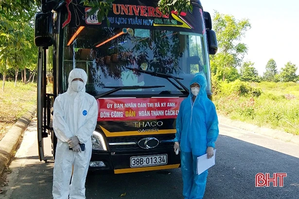 Huyện Kỳ Anh và thị xã Kỳ Anh đón công dân hoàn thành cách tập trung