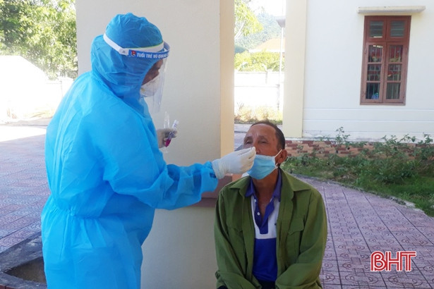 Vũ Quang truy vết được 53 trường hợp liên quan đến các ca bệnh ở TX Hồng Lĩnh