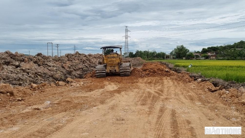 Những hình ảnh đầu tiên về tuyến cao tốc Bắc - Nam qua Nghệ An, Hà Tĩnh
