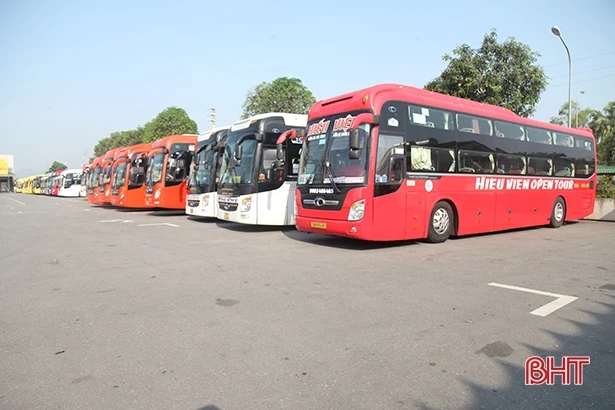 Được tiêm vắc-xin, nhiều tài xế ở Hà Tĩnh an tâm hơn giữa đại dịch