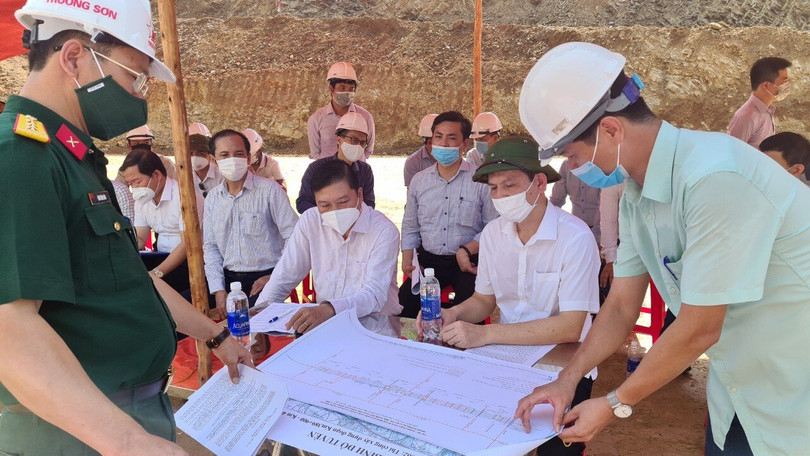 Những hình ảnh đầu tiên về tuyến cao tốc Bắc - Nam qua Nghệ An, Hà Tĩnh