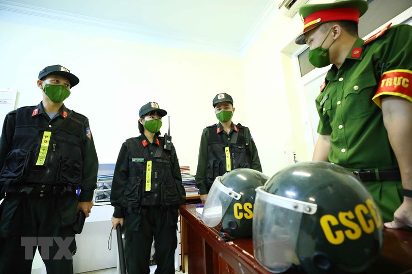 Nữ cảnh sát quê Hà Tĩnh tham gia lực lượng trấn áp tội phạm của Thủ đô