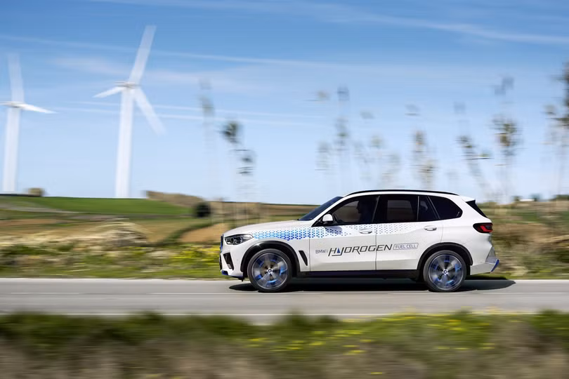 BMW iX5 chạy hydro mạnh 374 mã lực sẽ được ra mắt