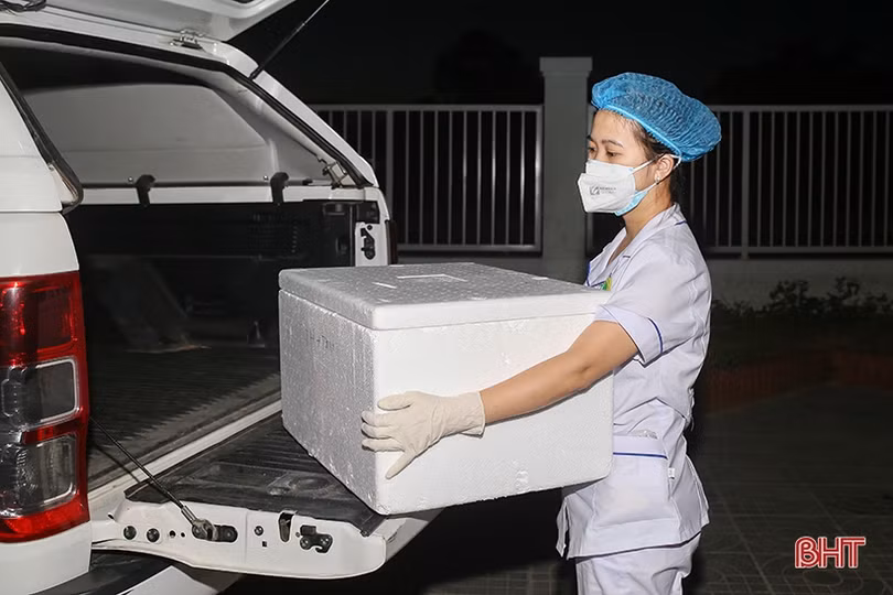 CDC Hà Tĩnh nối dài những “đêm trắng” tìm COVID-19