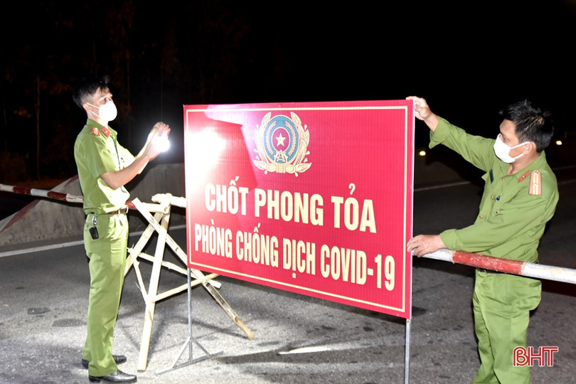Lập 10 chốt kiểm soát vùng cách ly y tế toàn bộ thị xã Hồng Lĩnh