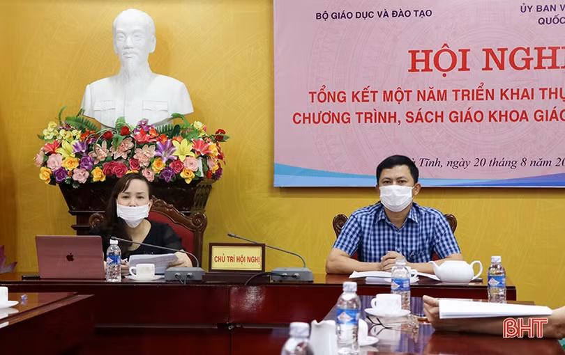 Kiên trì đổi mới để tiếp tục thực hiện chương trình, sách giáo khoa giáo dục phổ thông