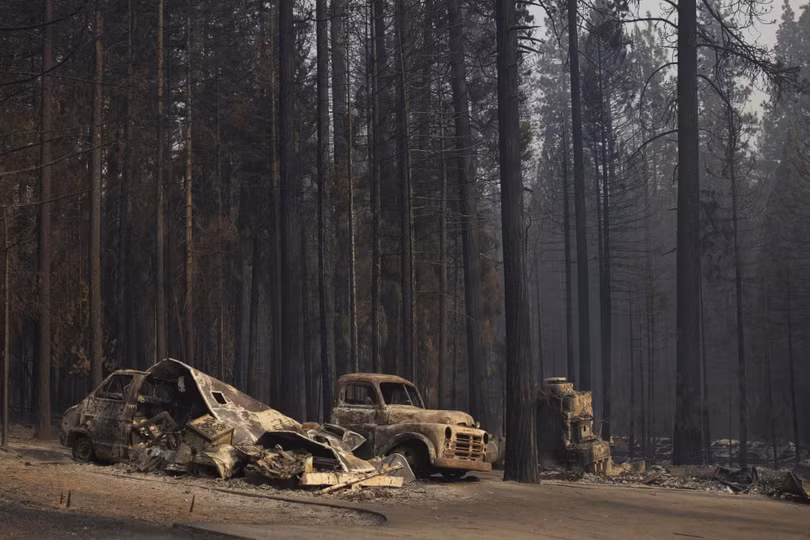 Thị trấn ở Mỹ tan hoang vì cháy rừng