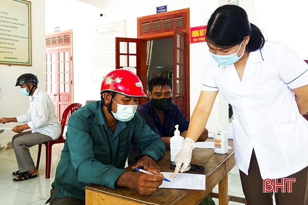 Đức Thọ: 56 người từng đến chợ đầu mối Vinh âm tính lần 1 với virus SARS-CoV-2