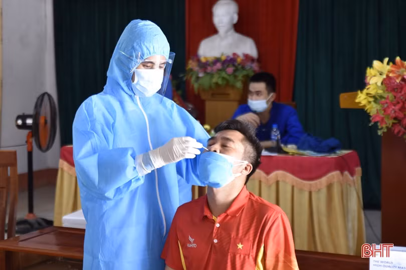 Hoàn tất lấy 10.000 mẫu xét nghiệm diện rộng tại TX Hồng Lĩnh