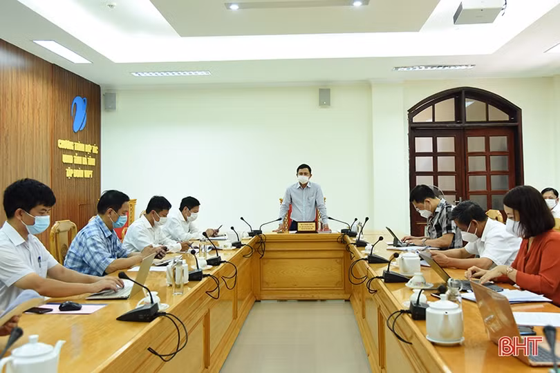 Đẩy nhanh tiến độ chi trả cho các nhóm đối tượng bị ảnh hưởng bởi dịch bệnh COVID-19