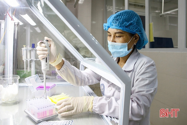 Hà Tĩnh tích cực rà soát các trường hợp có triệu chứng nghi ngờ