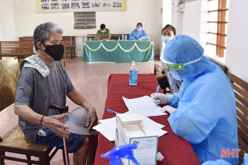 Hoàn tất lấy 10.000 mẫu xét nghiệm diện rộng tại TX Hồng Lĩnh