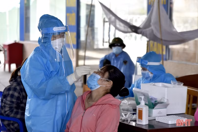 Các cơ sở, hộ kinh doanh ở TX Hồng Lĩnh nghiêm túc dừng hoạt động để phòng dịch