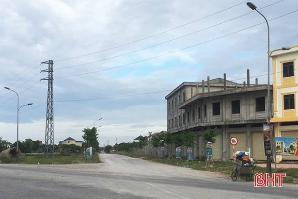 Bất tiện vì đường thiếu bảng tên ở TP. Hà Tĩnh