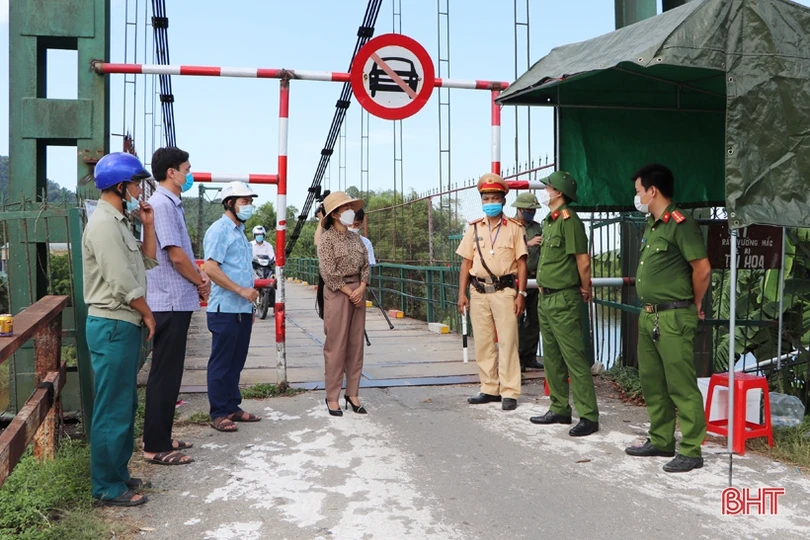 Vũ Quang lập 6 chốt tại các “cửa ngõ” để bảo vệ vùng xanh