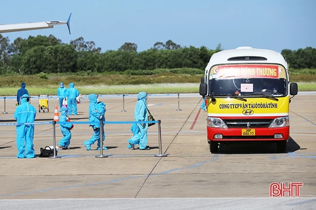 Được tiêm vắc-xin, nhiều tài xế ở Hà Tĩnh an tâm hơn giữa đại dịch