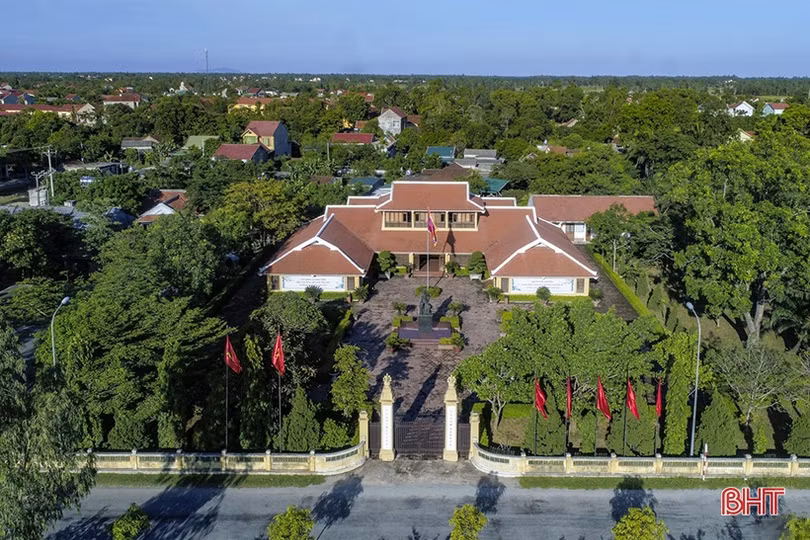 Ngày thu, thăm lại làng cổ Tiên Điền ở Hà Tĩnh