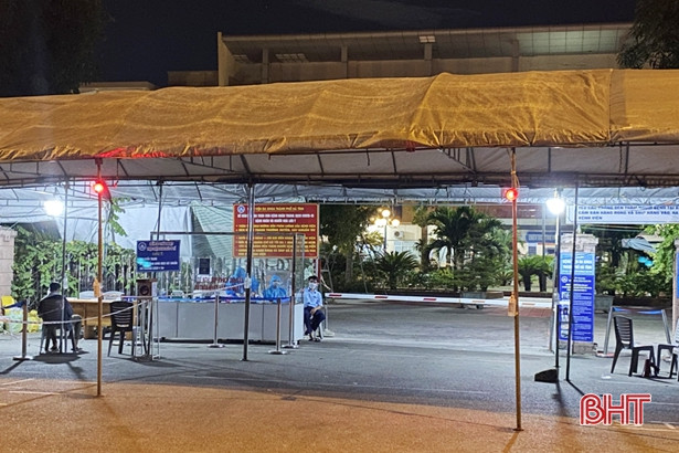 407 mẫu tại BVĐK thành phố Hà Tĩnh âm tính lần 1 với virus SARS-CoV-2