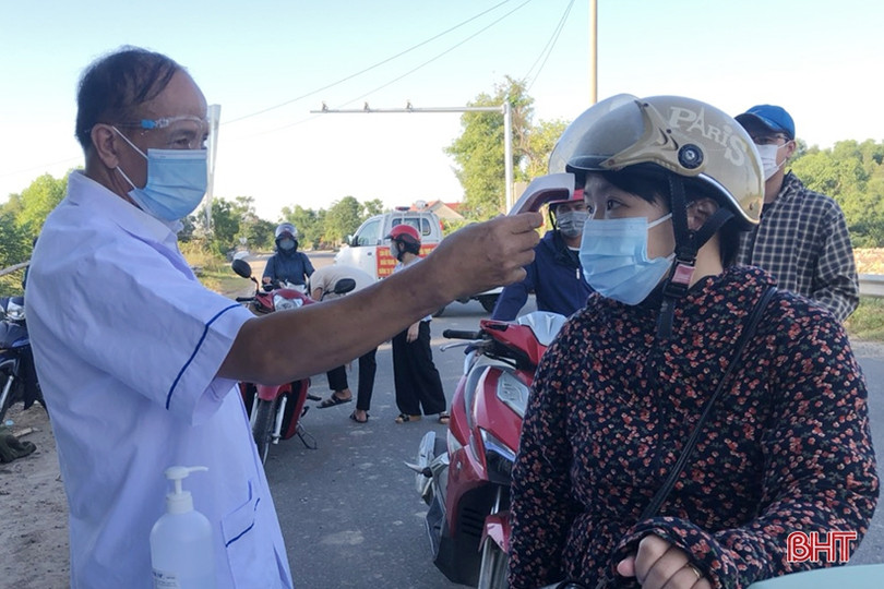 Sau khi lập các chốt kiểm soát, người dân ra/vào TP Hà Tĩnh cần điều kiện gì?