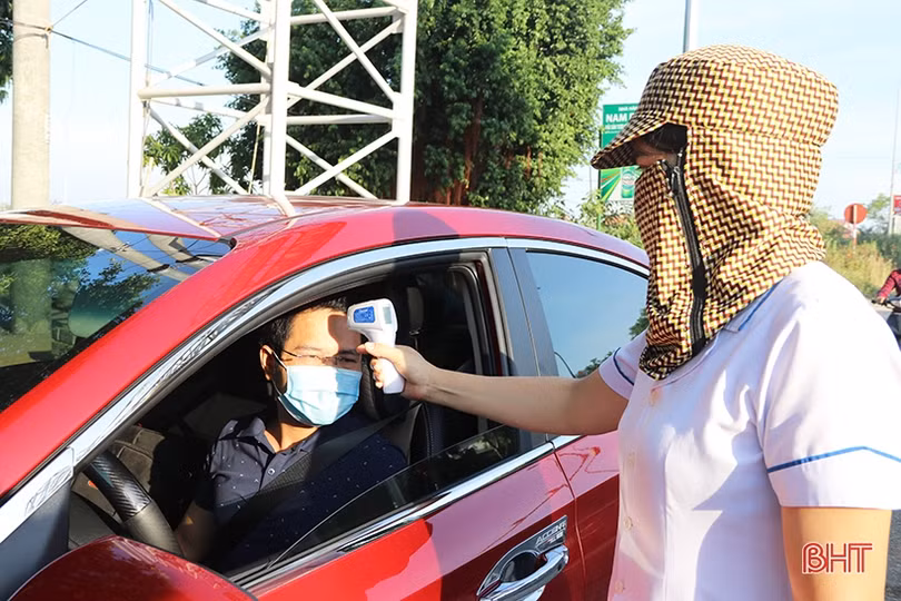 Sau khi lập các chốt kiểm soát, người dân ra/vào TP Hà Tĩnh cần điều kiện gì?