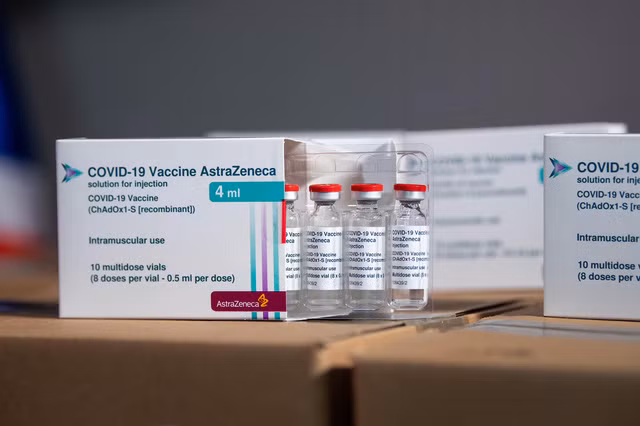 Thêm 1,2 triệu liều vaccine COVID-19 AstraZeneca về Việt Nam