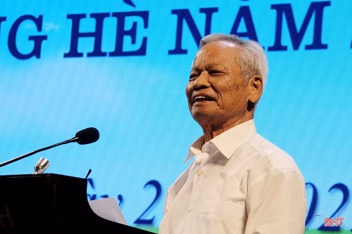 Mong muốn các thế hệ lãnh đạo tỉnh đồng hành cùng sự phát triển Hà Tĩnh