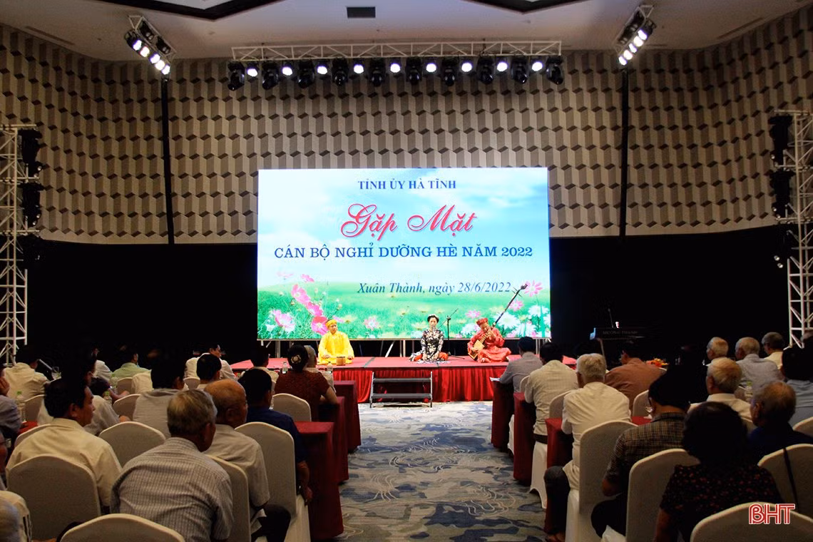 Mong muốn các thế hệ lãnh đạo tỉnh đồng hành cùng sự phát triển Hà Tĩnh
