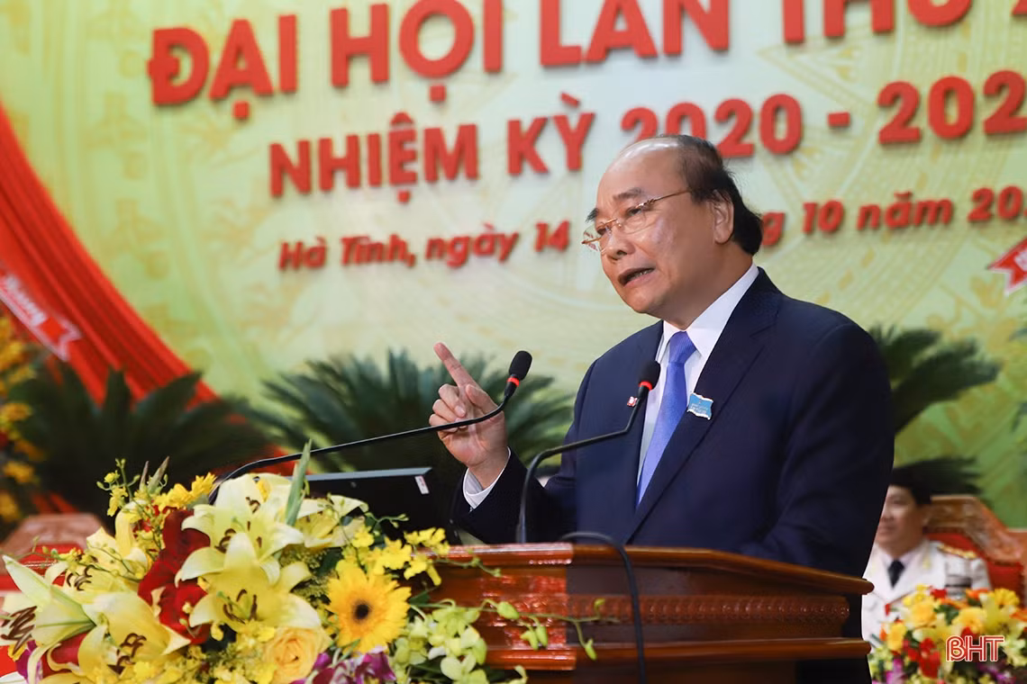 Toàn cảnh Đại hội Đảng bộ Hà Tĩnh lần thứ XIX, nhiệm kỳ 2020 - 2025