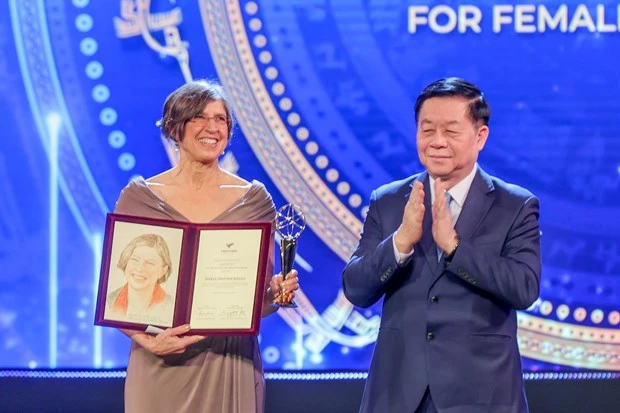 Công nghệ mạng toàn cầu giành giải thưởng cao nhất VinFuture 2022