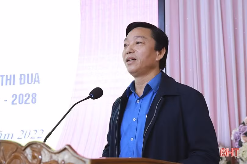 Công đoàn Hà Tĩnh phát động phong trào thi đua chào mừng đại hội công đoàn các cấp 