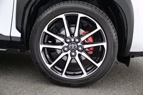 Toyota Yaris Cross GR Sport 2023 ra mắt tại Australia, giá từ 24.000 USD