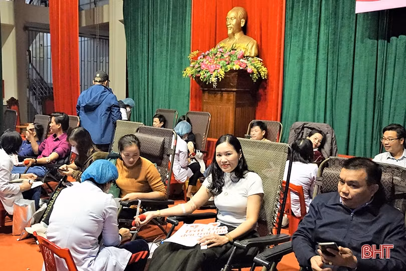 Hương Khê thu về 267 đơn vị máu từ ngày hội hiến máu tình nguyện