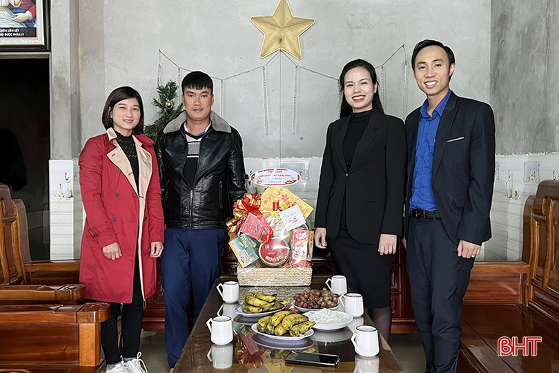 Tỉnh đoàn, Hội LHTN Hà Tĩnh chúc mừng Giáng sinh tại các địa bàn