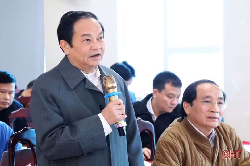 Đoàn ĐBQH tỉnh giám sát về phòng, chống dịch COVID-19 tại CDC Hà Tĩnh