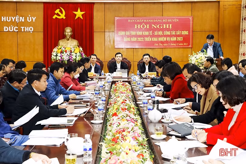 Bám sát nhiệm vụ trọng tâm, chương trình trọng điểm, các mũi đột phá trong thực hiện nhiệm vụ ở Đức Thọ