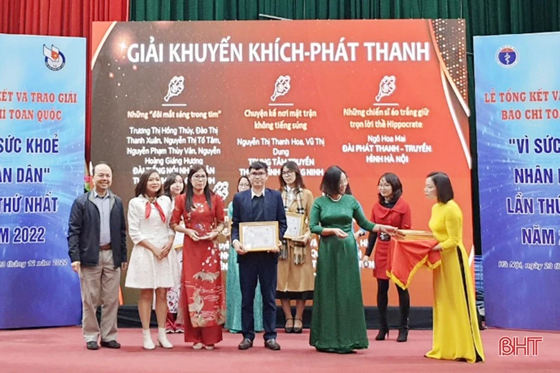 Nhóm tác giả Báo Hà Tĩnh đạt giải khuyến khích Giải Báo chí toàn quốc “Vì sức khỏe Nhân dân”