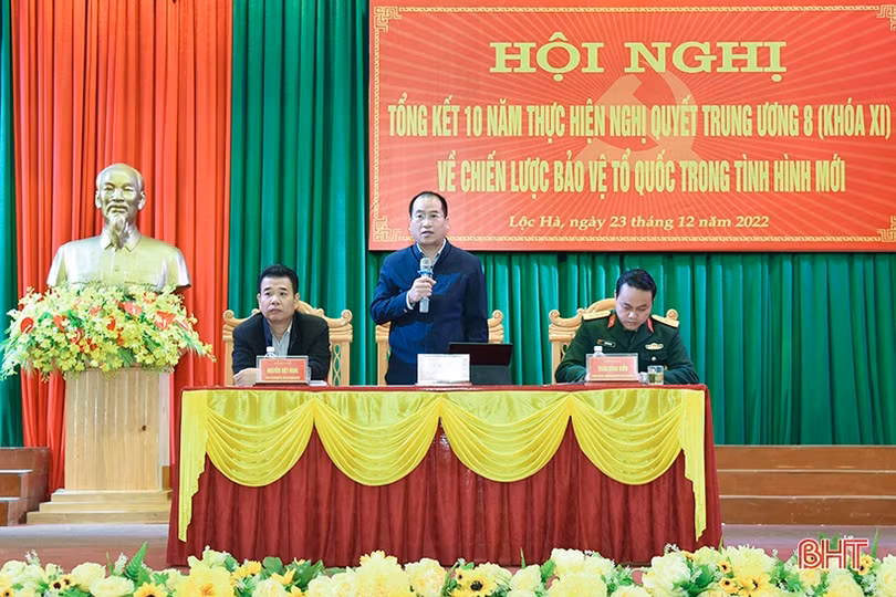 Lộc Hà khen thưởng 24 điển hình trong thực hiện Nghị quyết Trung ương 8 về Chiến lược bảo vệ Tổ quốc