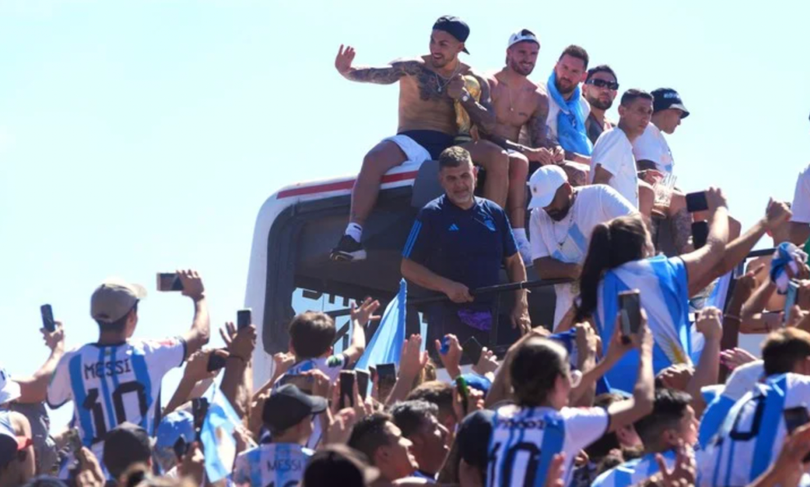 Gần năm triệu người mừng công tuyển Argentina