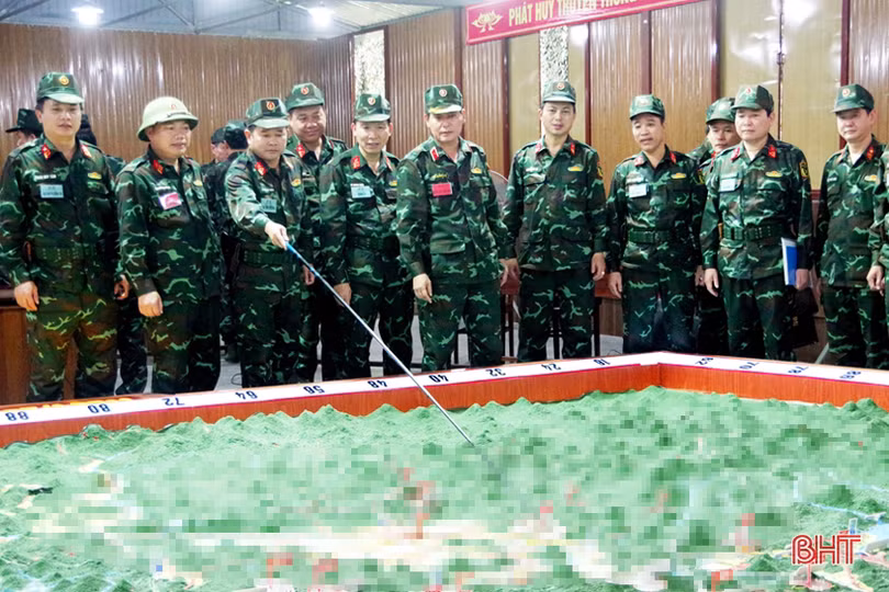 Phát huy truyền thống, xây dựng LLVT Hà Tĩnh vững mạnh, đáp ứng yêu cầu nhiệm vụ trong tình hình mới