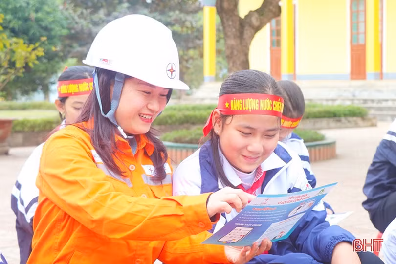 Giáo dục ý thức bảo vệ nguồn năng lượng cho học sinh Hà Tĩnh