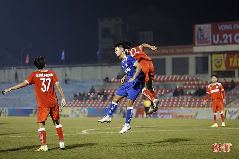 U21 Hồng Lĩnh Hà Tĩnh thất bại 0-1 trước U21 Viettel