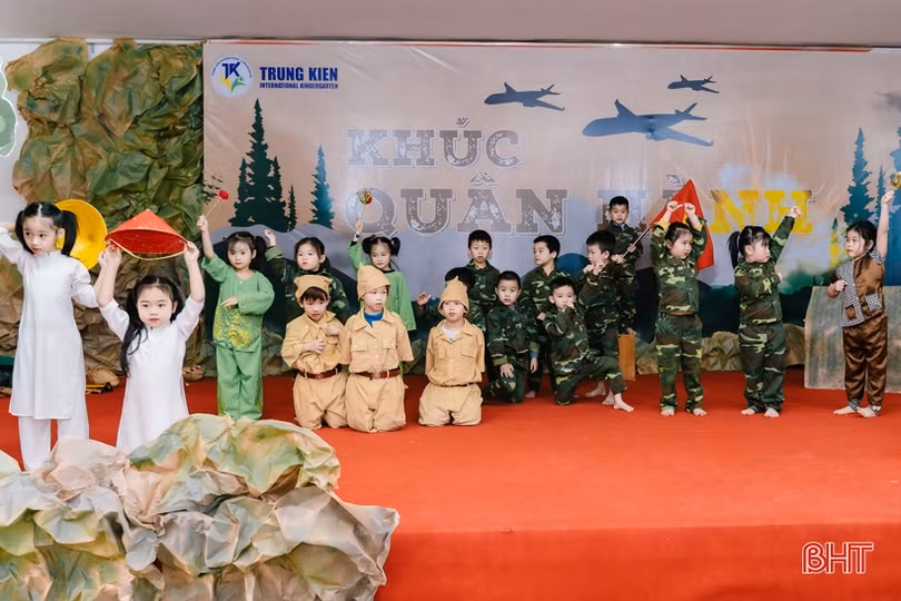 Đặc sắc “Khúc quân hành” của các bé Trường Mầm non Trung Kiên