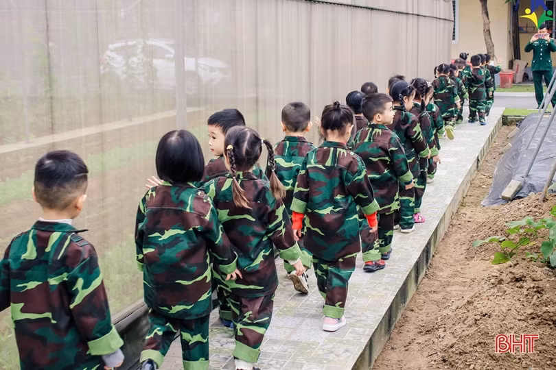 Đặc sắc “Khúc quân hành” của các bé Trường Mầm non Trung Kiên