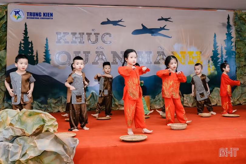 Đặc sắc “Khúc quân hành” của các bé Trường Mầm non Trung Kiên