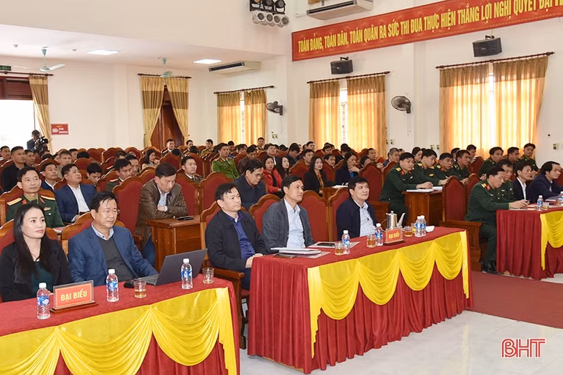 Lộc Hà khen thưởng 24 điển hình trong thực hiện Nghị quyết Trung ương 8 về Chiến lược bảo vệ Tổ quốc