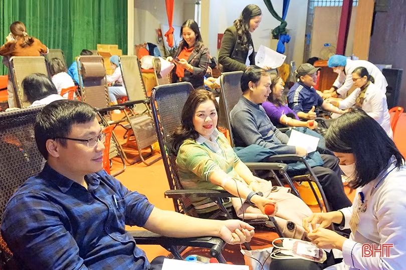 Hương Khê thu về 267 đơn vị máu từ ngày hội hiến máu tình nguyện